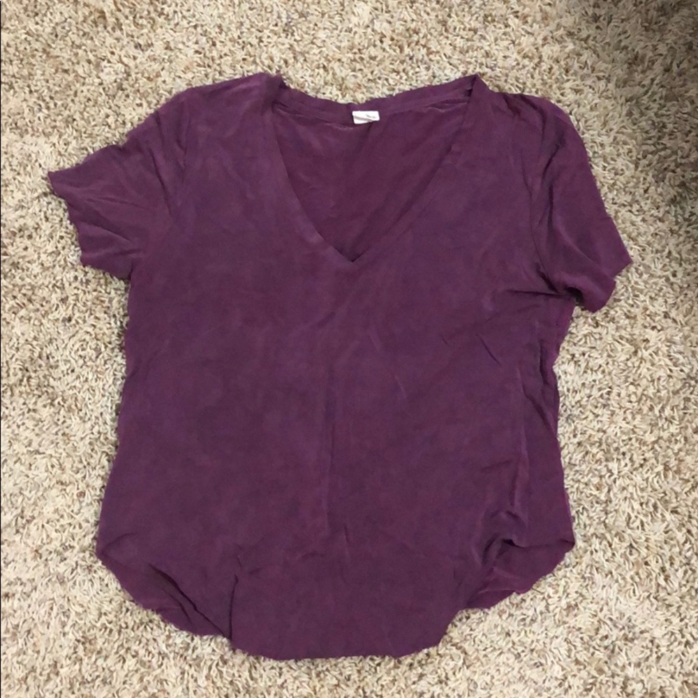 Super cute and comfy American Eagle shirt
